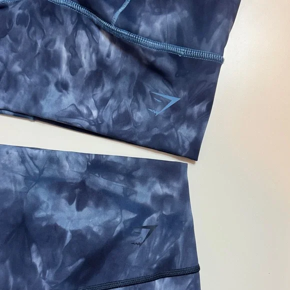 Gymshark Blue Tie-Dye Sports Bra and Shorts Set - Picture 6 of 6